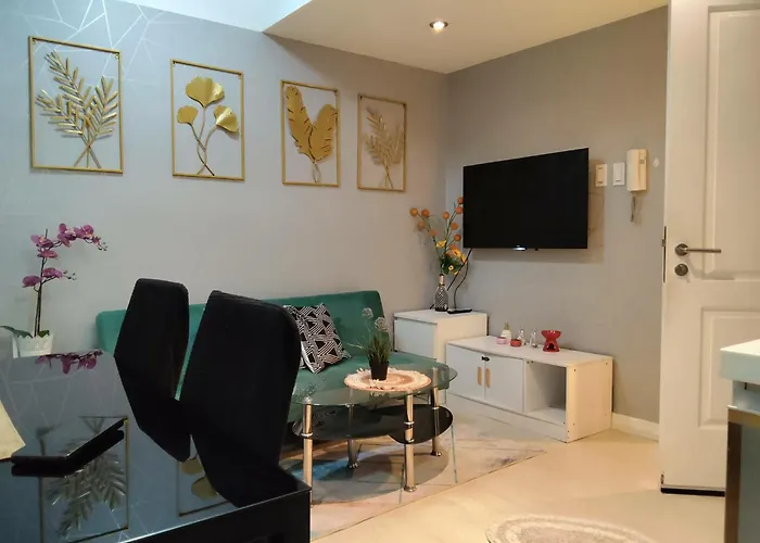 Bliss Your 2 Bedroom Retreat Awaits *